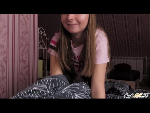 ❤️ Blondýnka hluboce saje své nejlepší kamarádky a dostává sperma do pusy ☑ Šukání video u nás ️❤